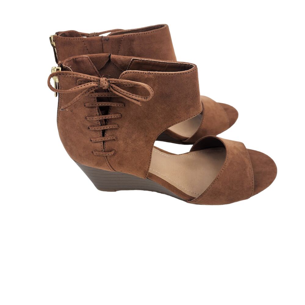 Torrid Brown Open Toe Lace Up Bow Mini Wedge Back Zipper Sandals Size 9 Wide